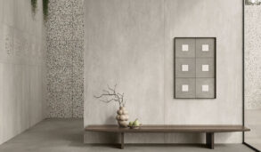 MInimalistiske overflater og flislagt interiør