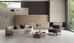 Minimalistisk stue i flere nyanser av grått